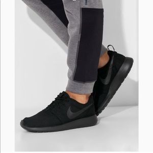 Men’s Nike Roshe One